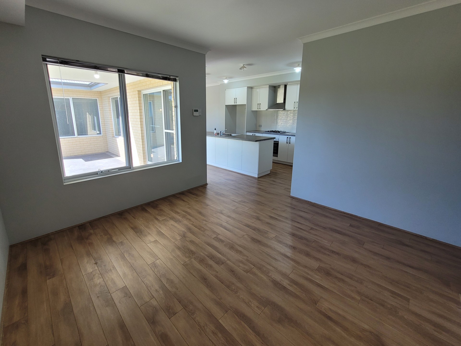 Private Rental 46 Belcastro Way, Madeley, WA 6065