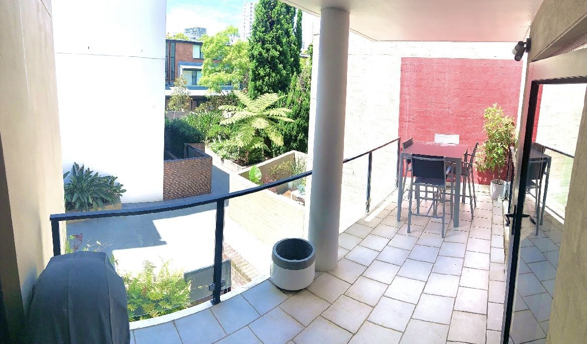 Private Rental 11/102 Joynton Ave, Zetland, NSW 2017