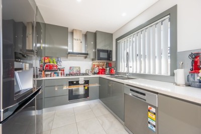 For Sale By Owner SMITHFIELD, NSW 2164