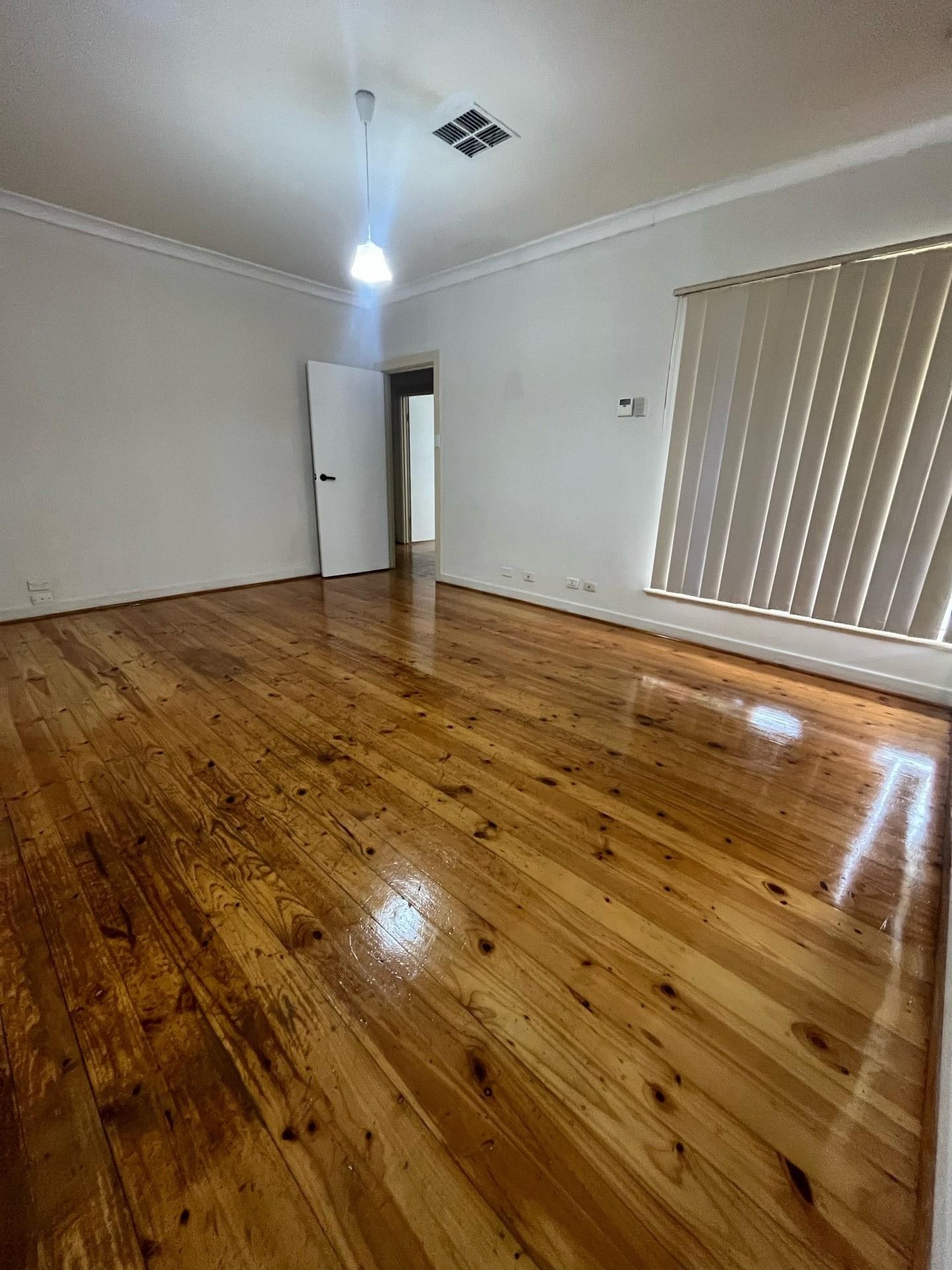 Private Rental 40 Newton Road, Campbelltown, SA 5074
