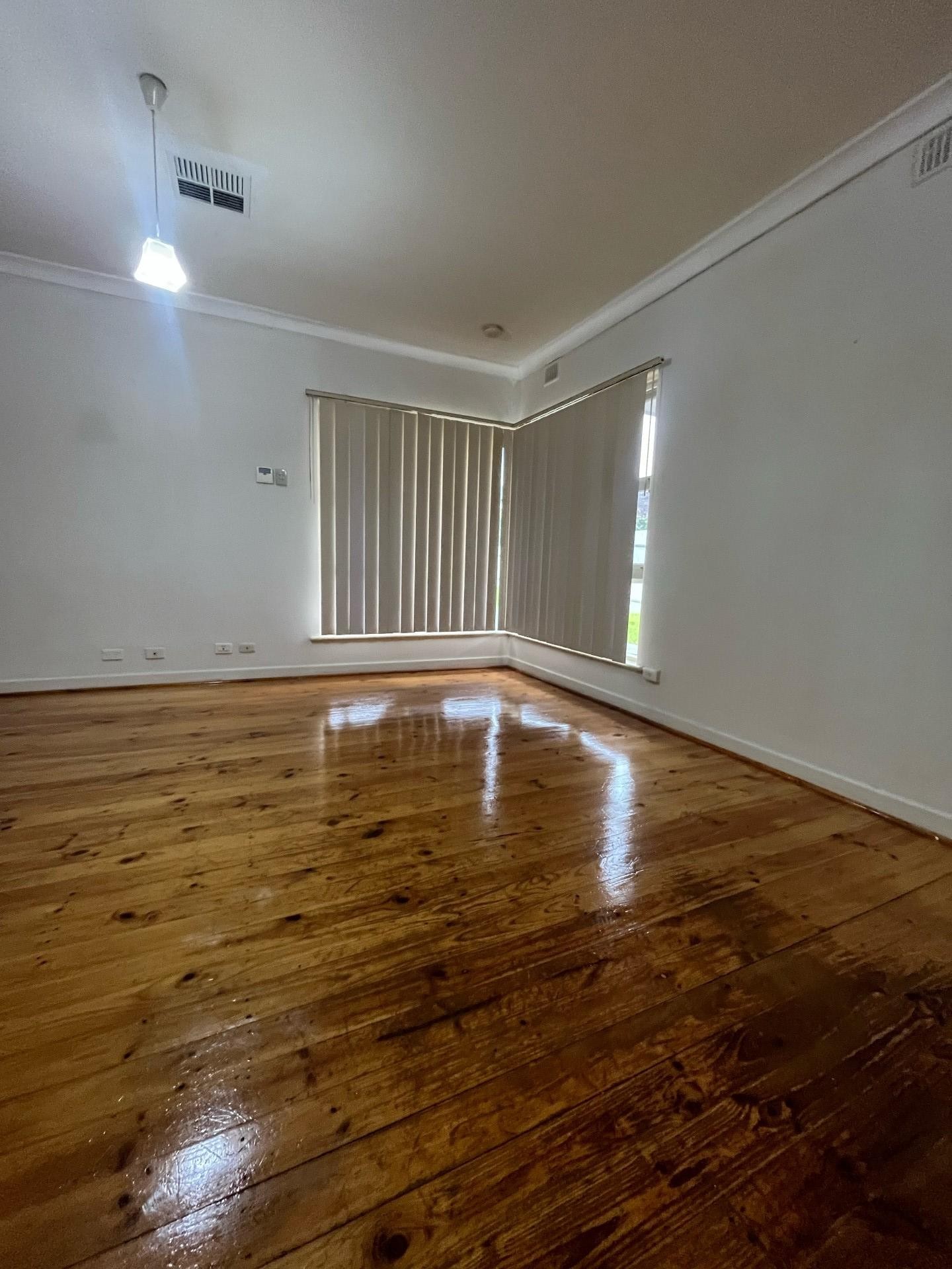 Private Rental 40 Newton Road, Campbelltown, SA 5074