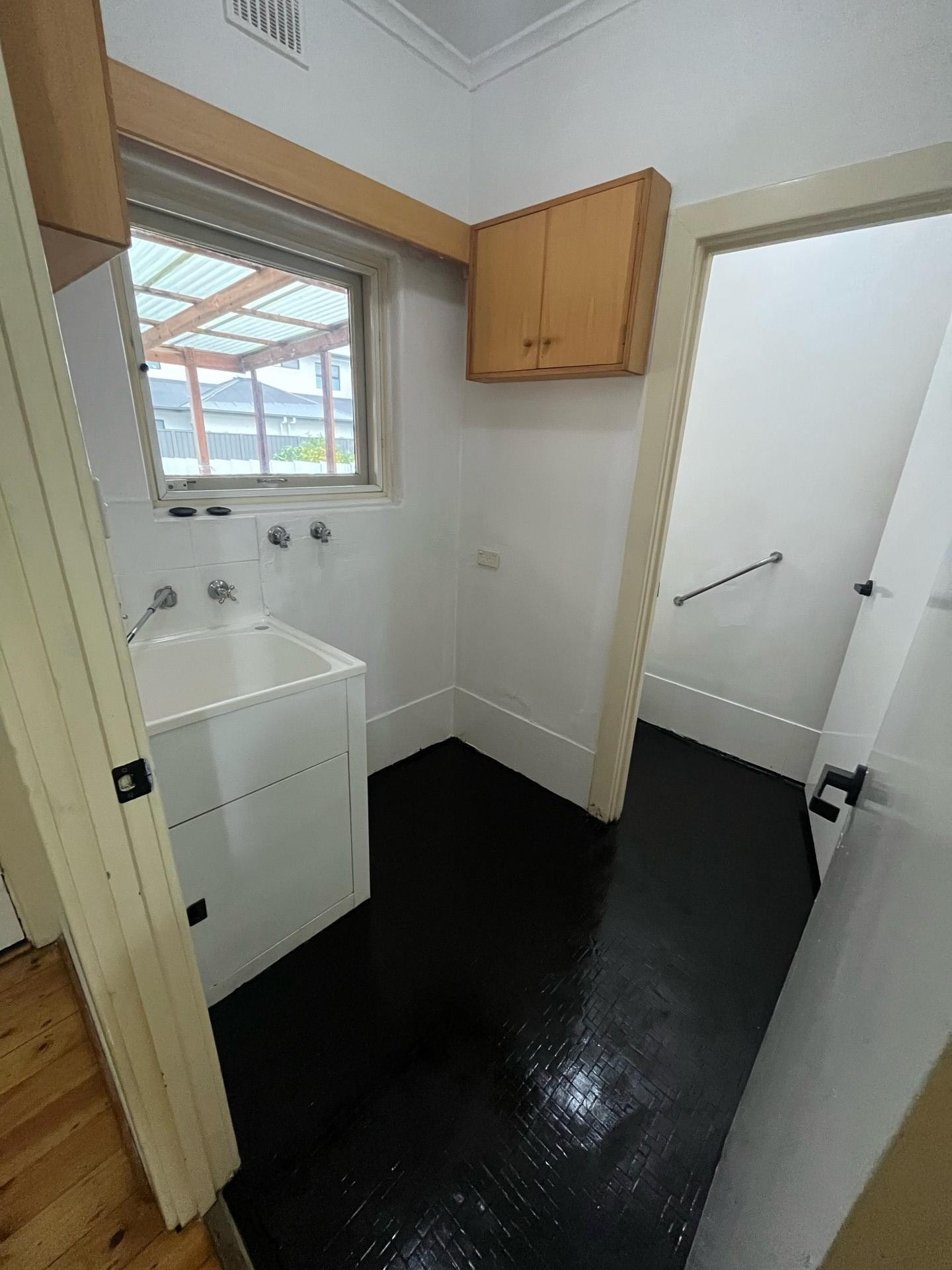 Private Rental 40 Newton Road, Campbelltown, SA 5074