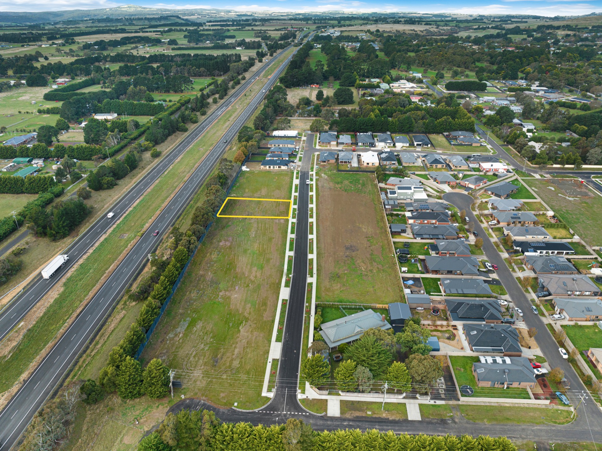 For Sale By Owner Ballan VIC 3342 15 Luis Street