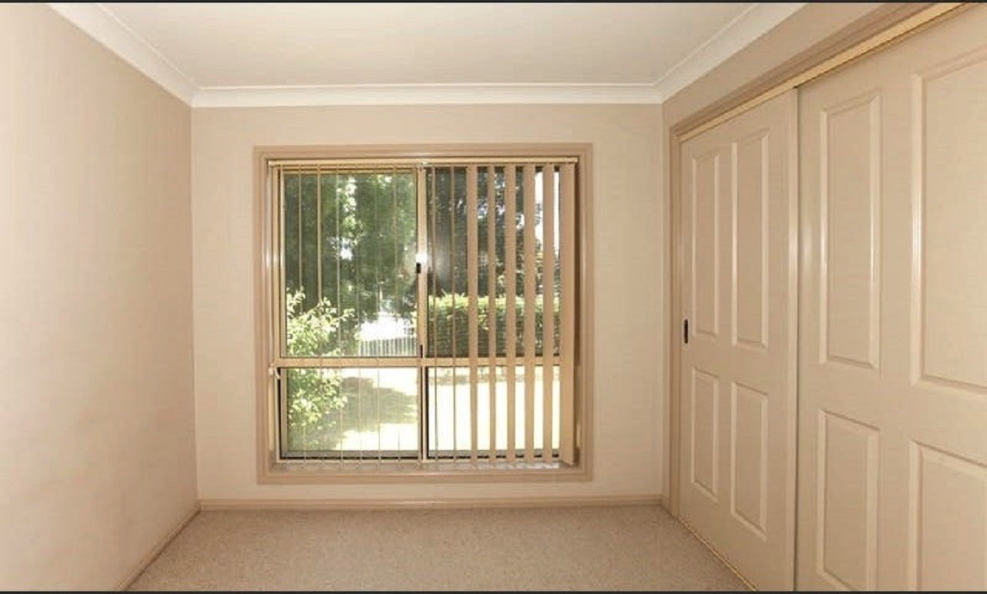 Private Rental 1/153 Gisborne St, Wellington, NSW 2820