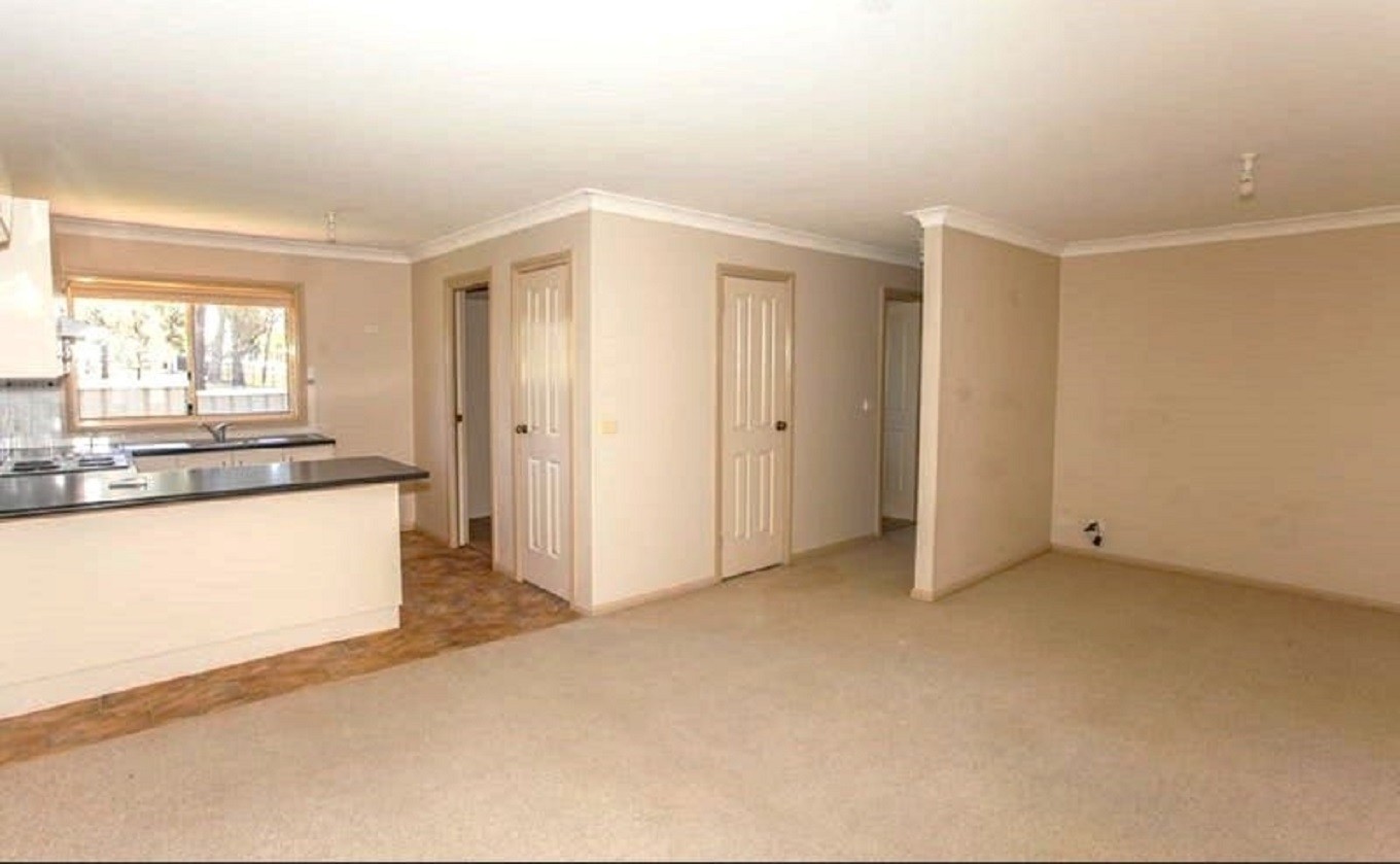 Private Rental 1/153 Gisborne St, Wellington, NSW 2820