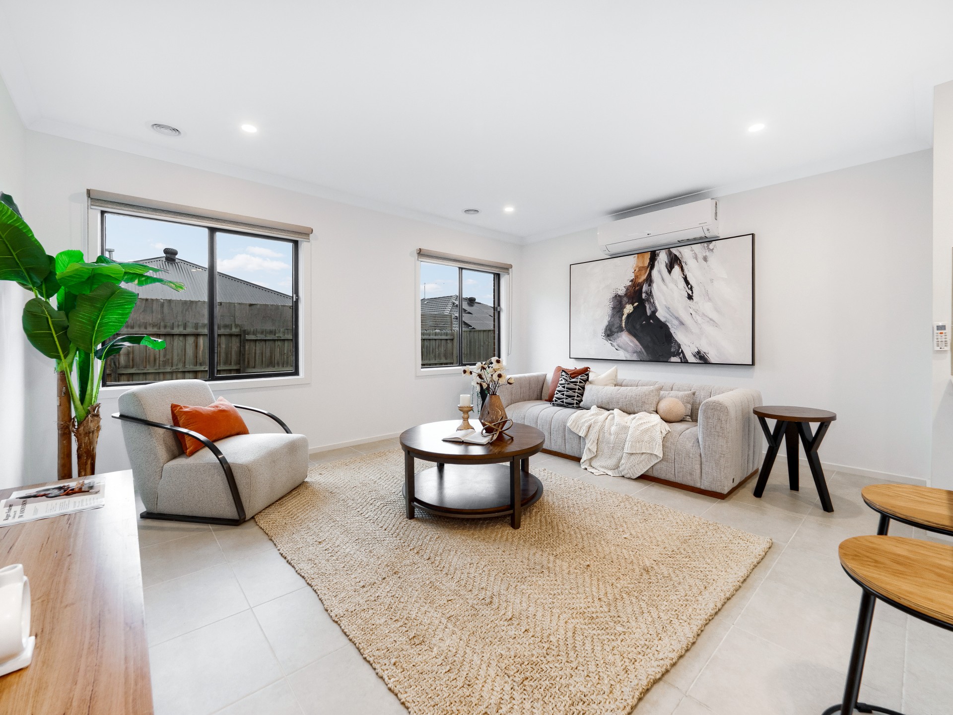 For Sale By Owner: 75 Hikari Cr, Cranbourne South, VIC 3977