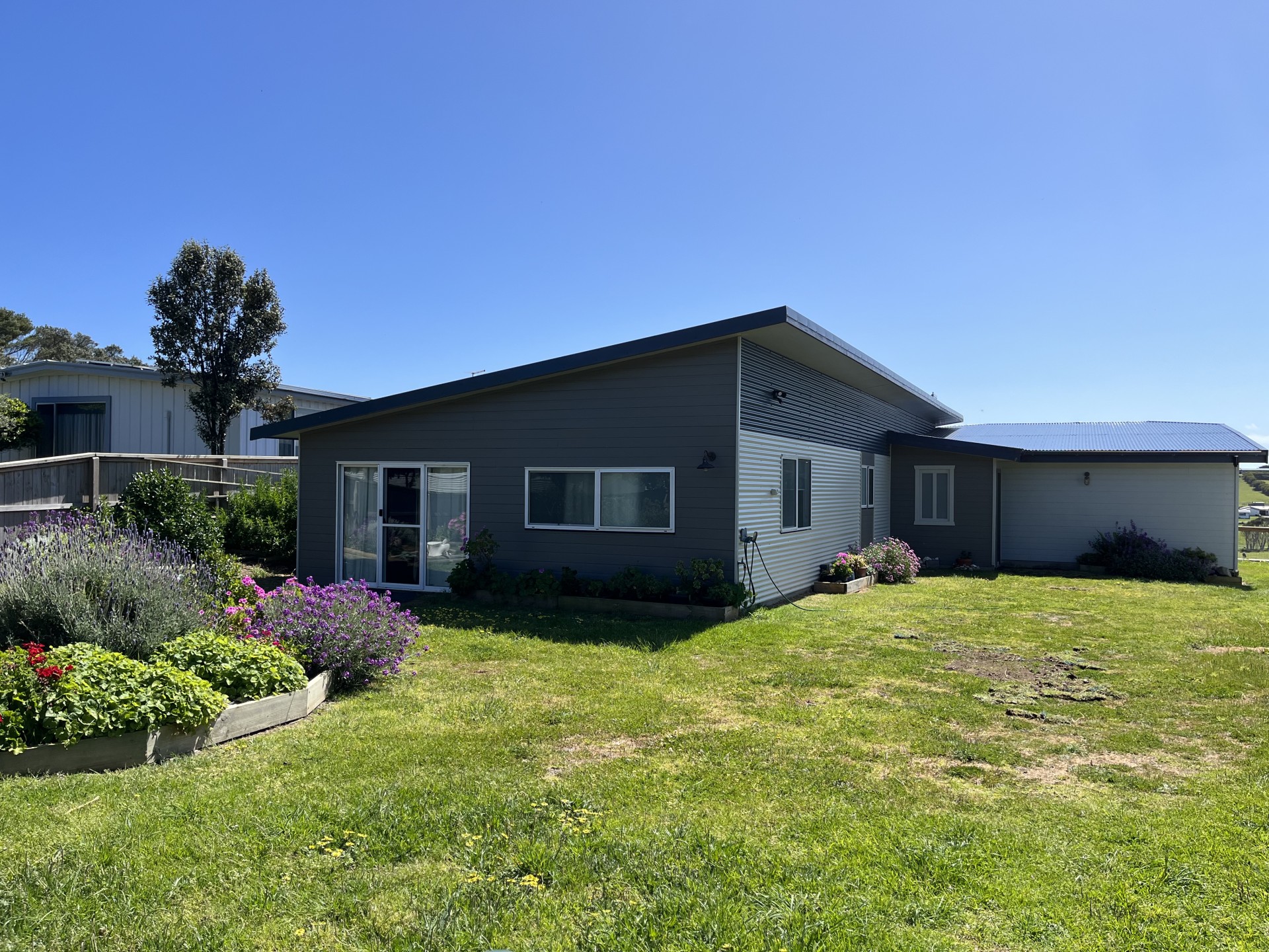 For Sale By Owner Currie TAS 7256 4 Henry Street