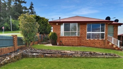 For Sale By Owner DAYLESFORD, VIC 3460