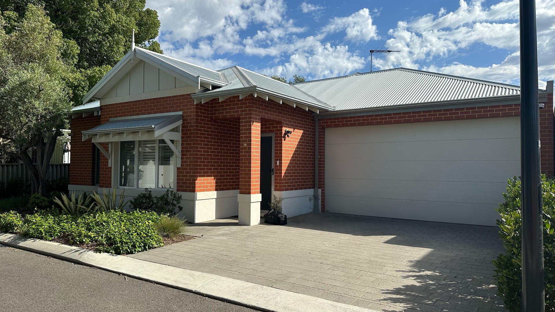 For Sale By Owner Inglewood WA 6052 16A Dundas Road