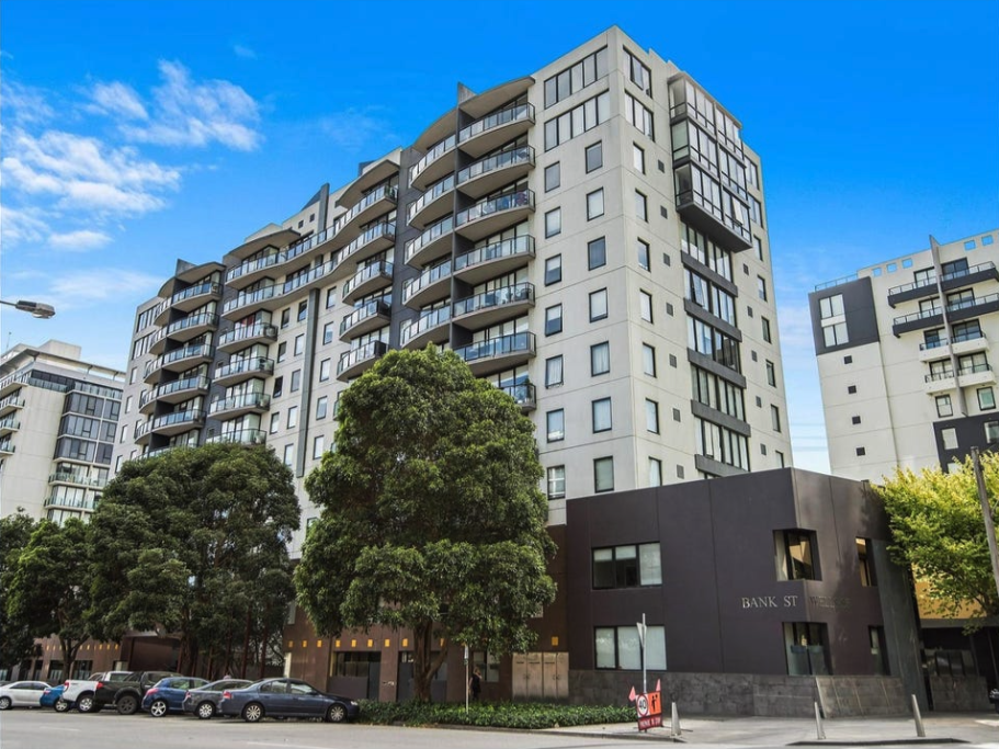 For Sale By Owner South Melbourne VIC 3205 806/28 Bank Street