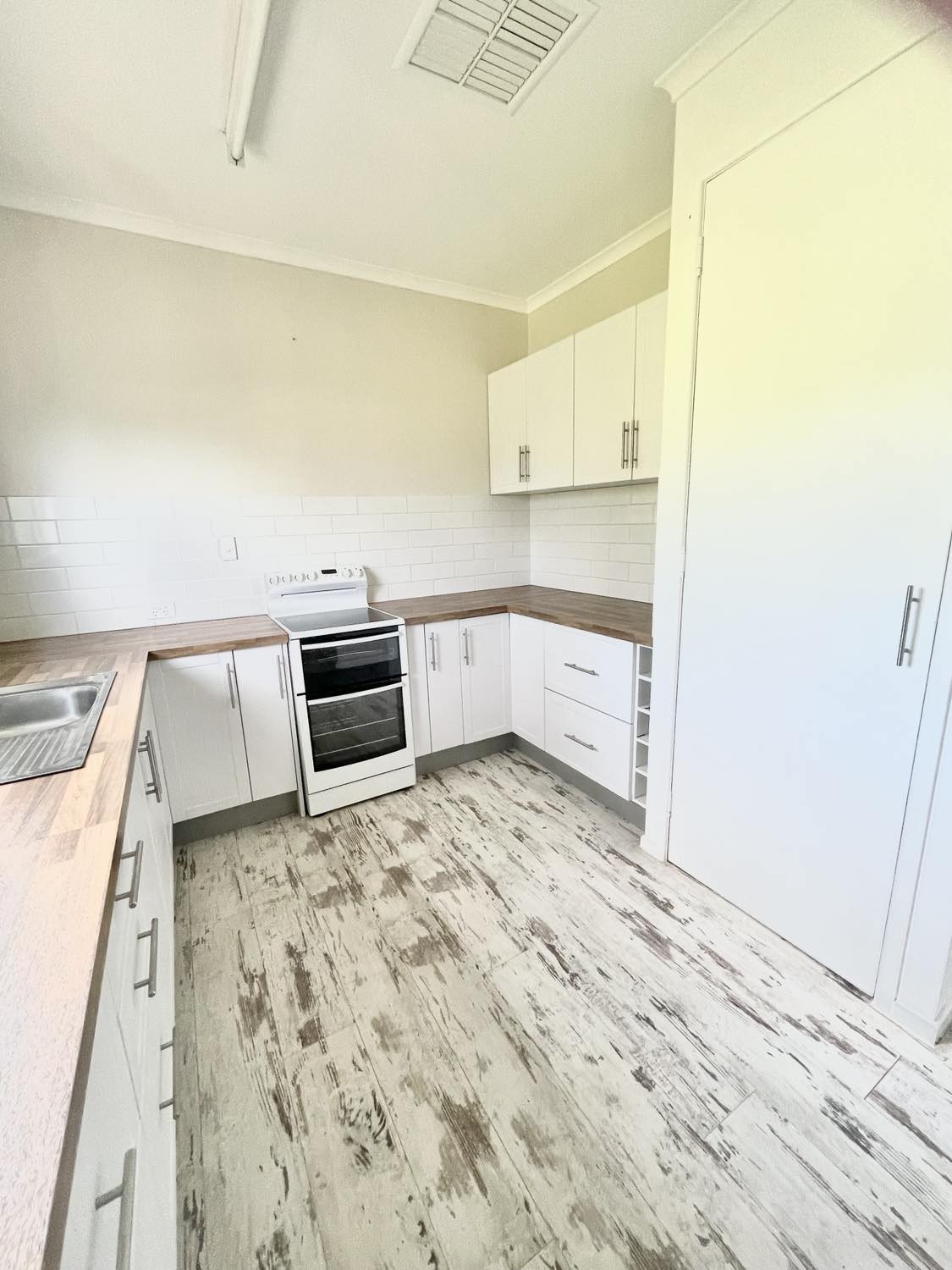 For Sale By Owner Capella QLD 4723 6 Roxburgh Street