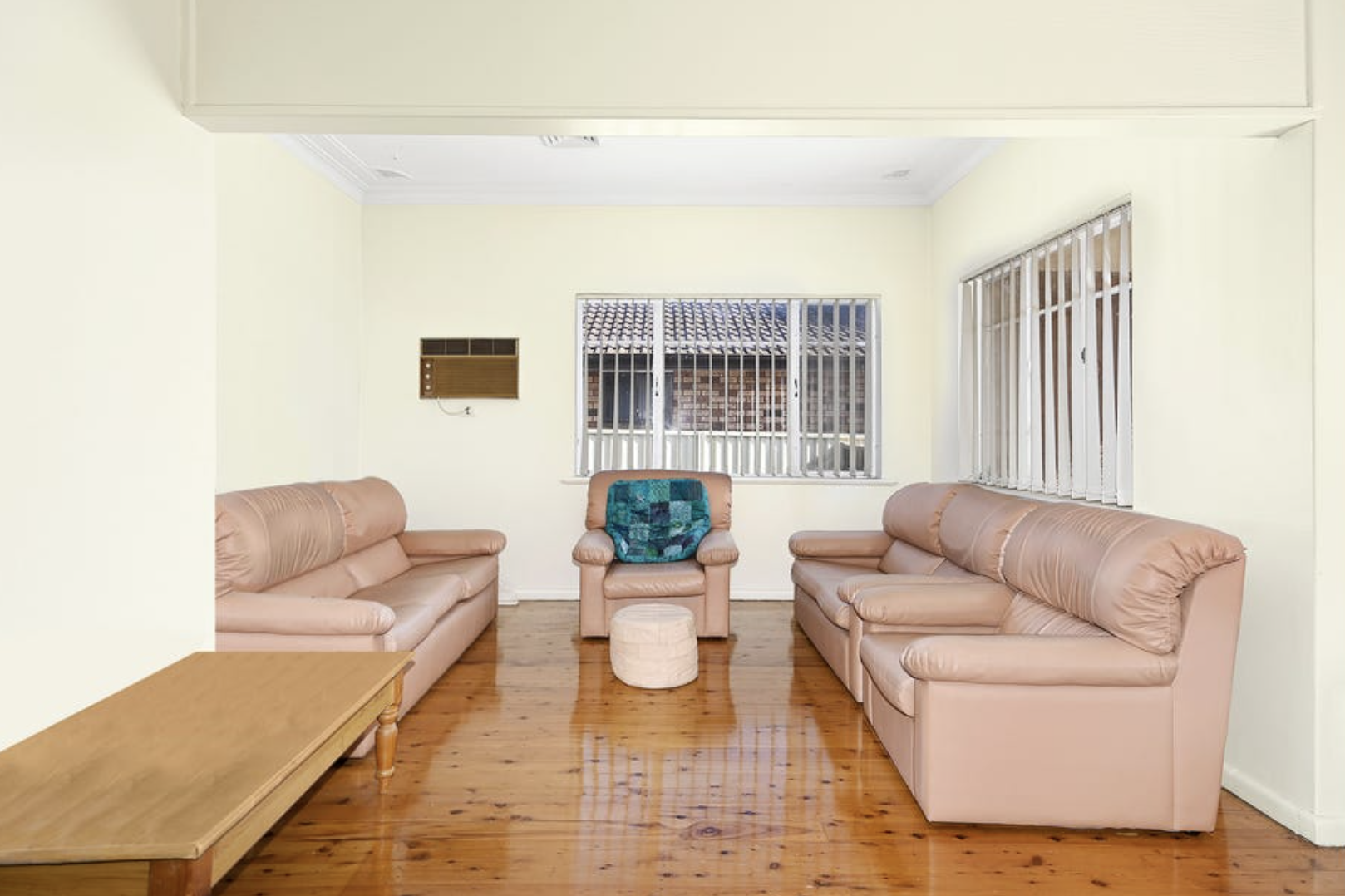 For Sale By Owner Smithfield NSW 2164 79 Eton Street