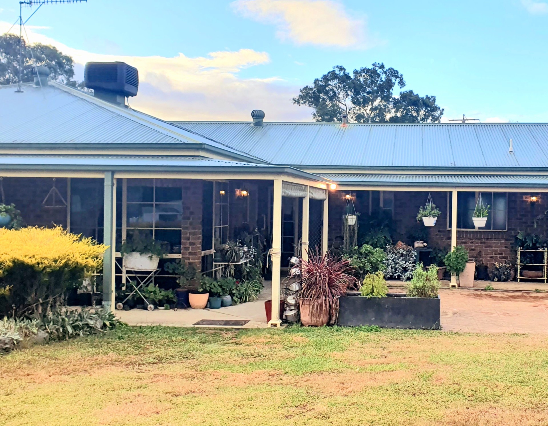 For Sale By Owner Broadford VIC 3658 17 Casey Crescent