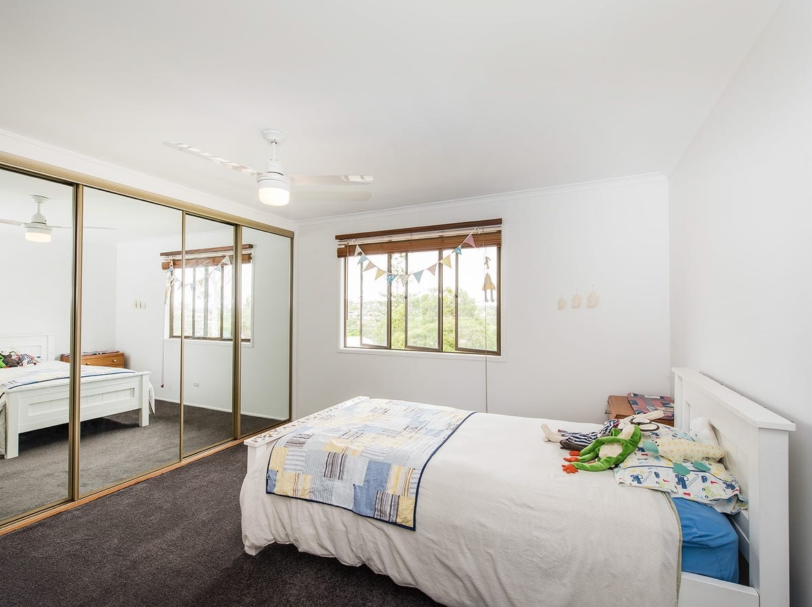 Private Rental 103 Oateson Skyline Drive, Seven Hills, QLD 4170