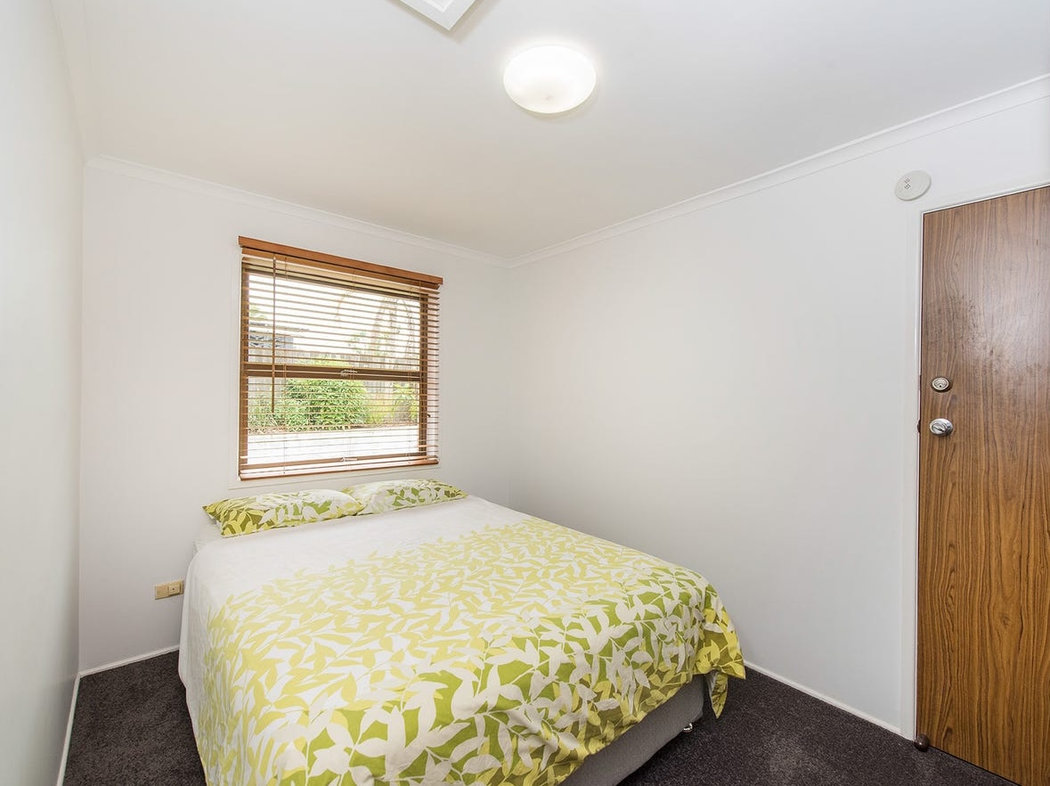 Private Rental 103 Oateson Skyline Drive, Seven Hills, QLD 4170