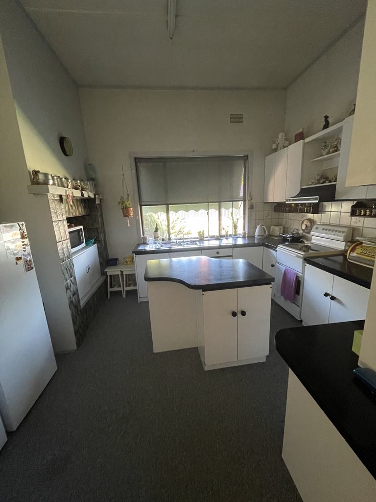 For Sale By Owner Narrandera NSW 2700 13 Charles Street