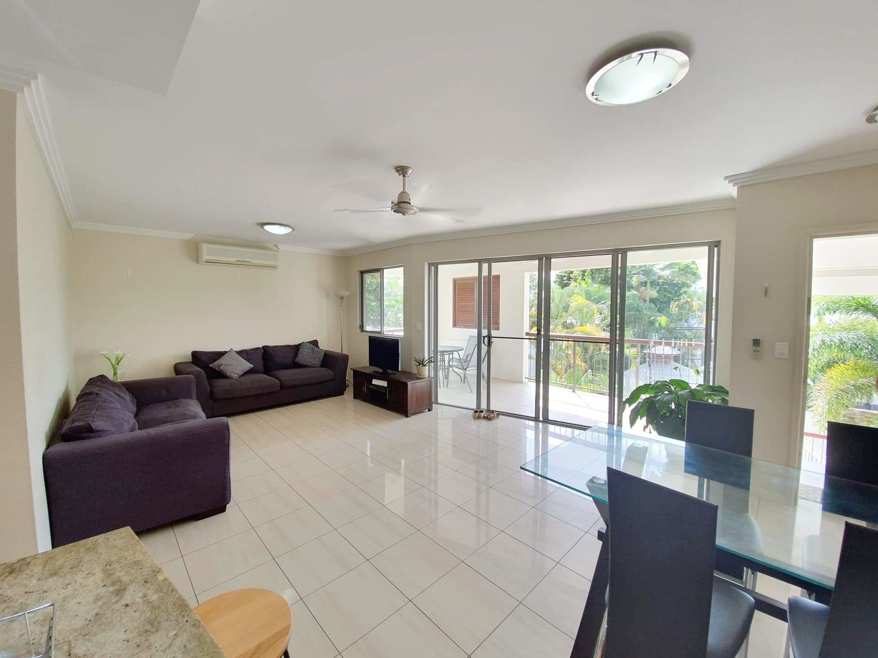 For Rent By Owner:: Cairns North, QLD 4870