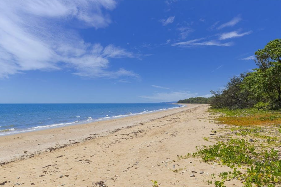 For Sale By Owner Balgal Beach QLD 4816 | 3 Esplanade