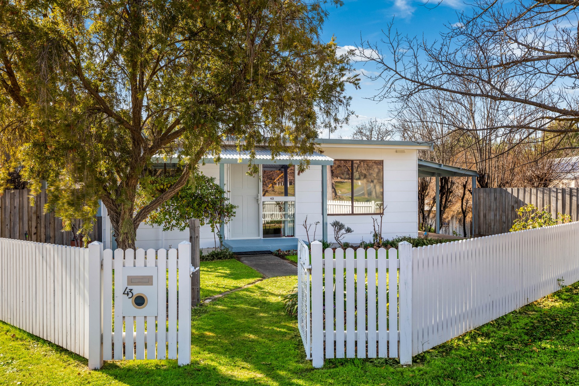 Private House Sales VIC CASTLEMAINE, VIC 3450