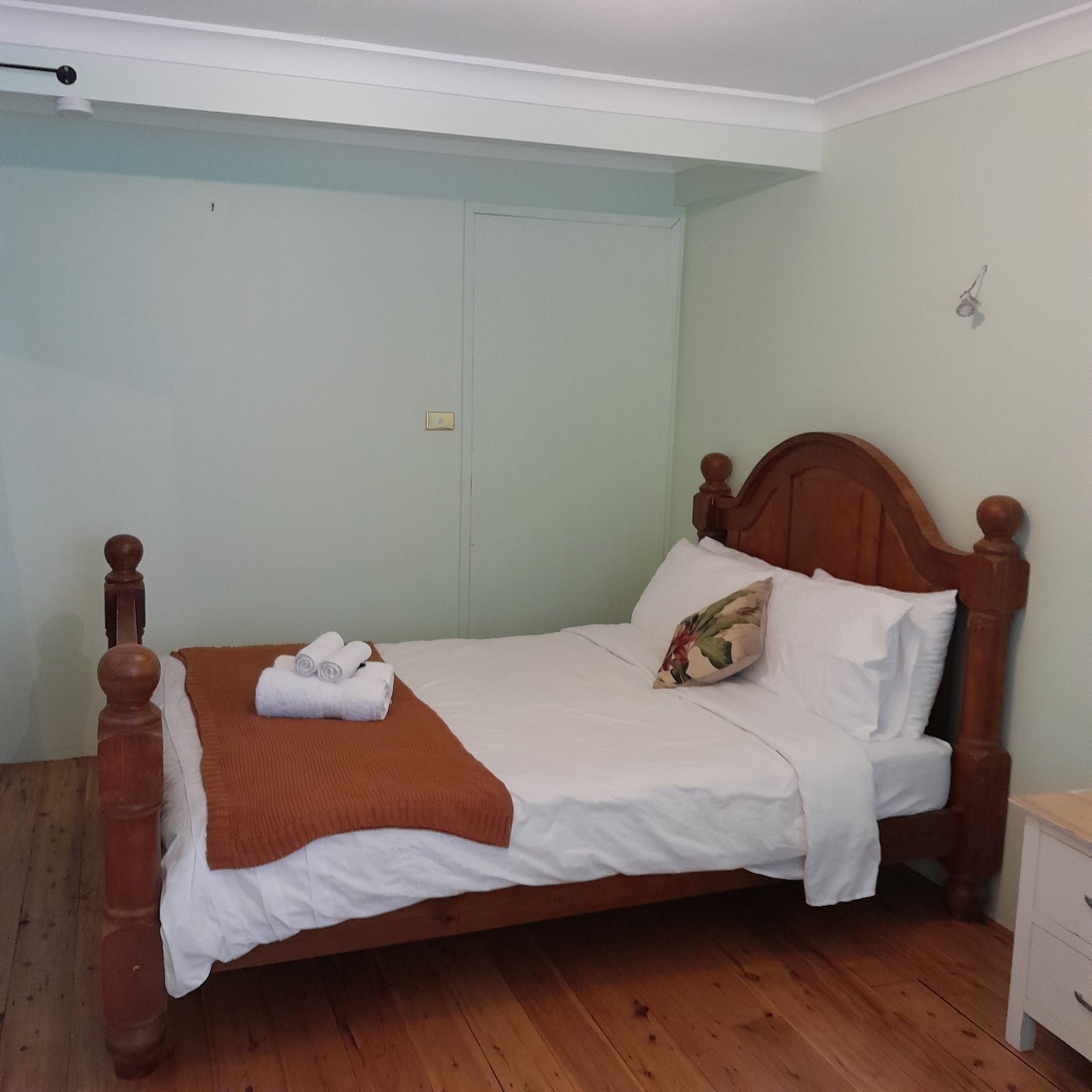 Private Rental Mooney Mooney Creek, NSW 2250