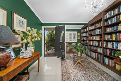 For Sale By Owner MOUNT LOFTY, QLD 4350