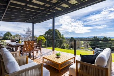 For Sale By Owner DROUIN, VIC 3818