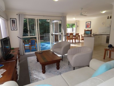 For Sale By Owner NAMBOUR, QLD 4560