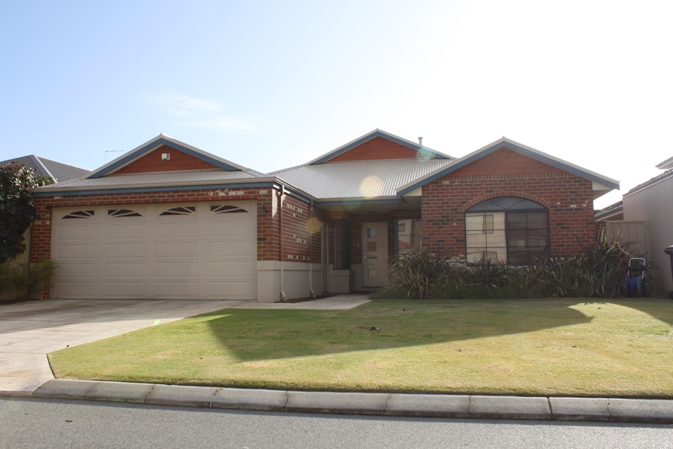 For Rent By Owner:: Stirling, WA 6021