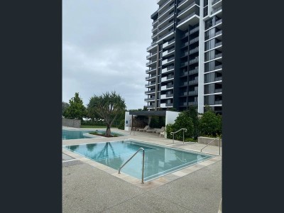 For Sale By Owner BENOWA, QLD 4217