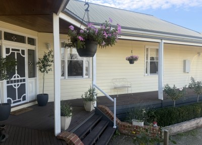 For Sale By Owner GISBORNE SOUTH, VIC 3437
