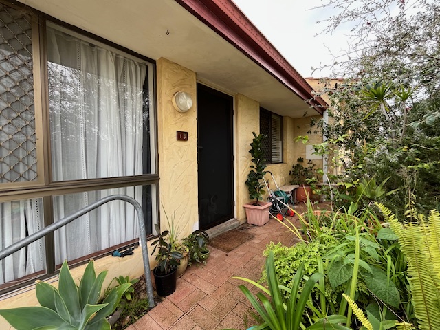 For Rent By Owner:: Melville, WA 6156