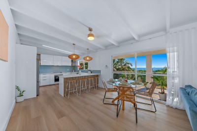 For Sale By Owner HIDEAWAY BAY, QLD 4800