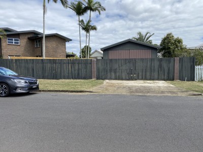 For Sale By Owner POINT VERNON, QLD 4655