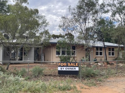 For Sale By Owner East Side, NT 0870