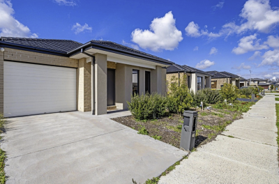For Sale By Owner NARRE WARREN SOUTH, VIC 3805