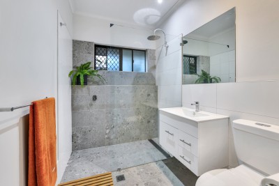 For Sale By Owner BRINKIN, NT 0810