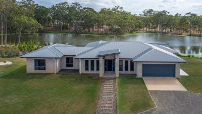 For Sale By Owner SHARON, QLD 4670