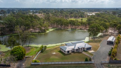 For Sale By Owner SHARON, QLD 4670