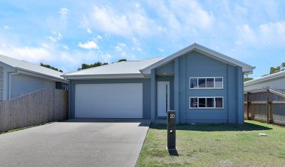 For Sale By Owner BEACONSFIELD, QLD 4740