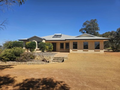For Sale By Owner PINGELLY, WA 6308