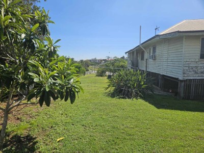 For Sale By Owner WEST GLADSTONE, QLD 4680