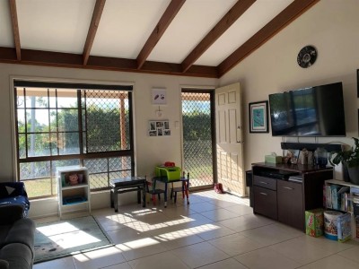 For Sale By Owner PETRIE, QLD 4502