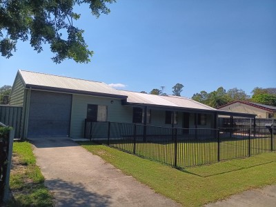 For Sale By Owner BETHANIA, QLD 4205