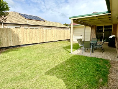 For Sale By Owner SANDSTONE POINT, QLD 4511