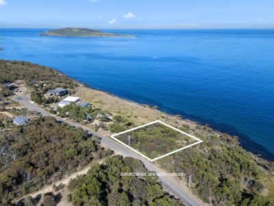 For Sale By Owner WHITE BEACH, TAS 7184