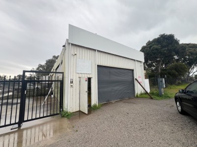 For Sale By Owner DINGLEY VILLAGE, VIC 3172