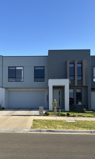 For Sale By Owner CHARLEMONT, VIC 3217