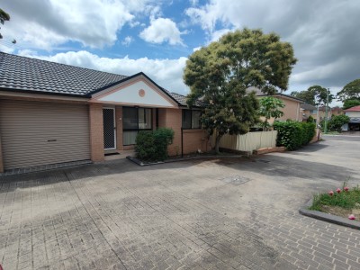 For Sale By Owner FAIRFIELD HEIGHTS, NSW 2165
