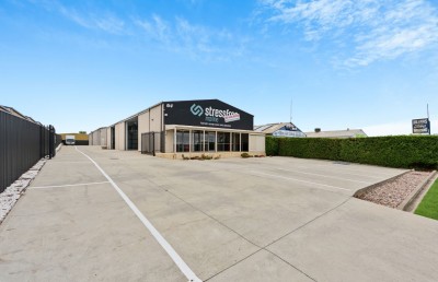 For Sale By Owner LONSDALE, SA 5160