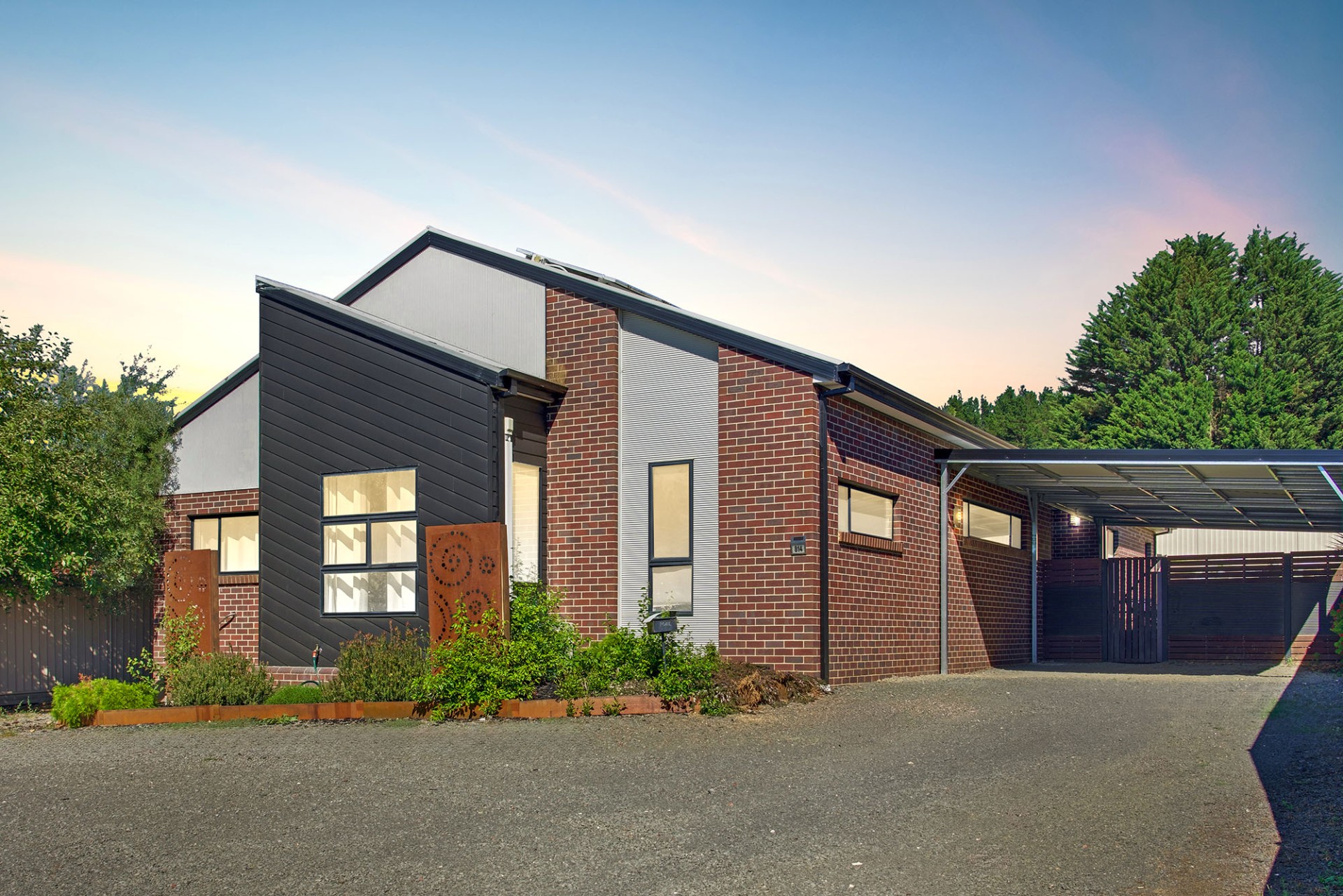 Private Sale Real Estate CANADIAN, VIC 3350